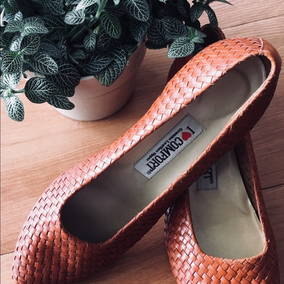 i love comfort Shoes - I love comfort brown leather wicker shoes